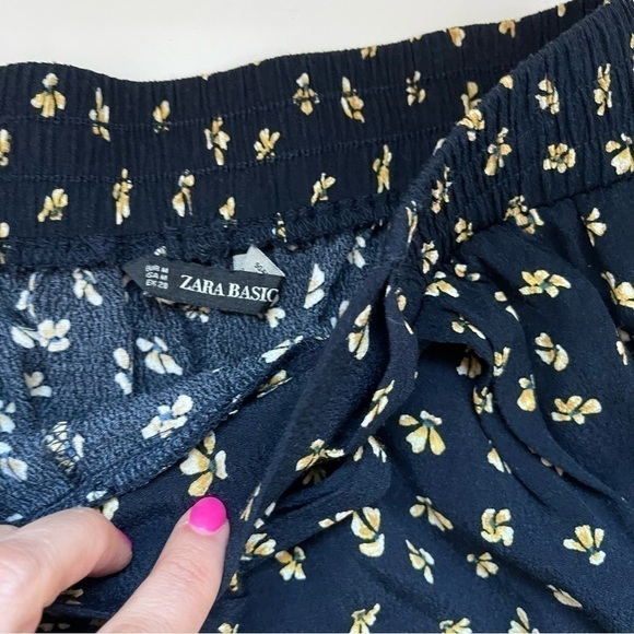 ZARA yellow spring tie front short - Picture 2 of 3